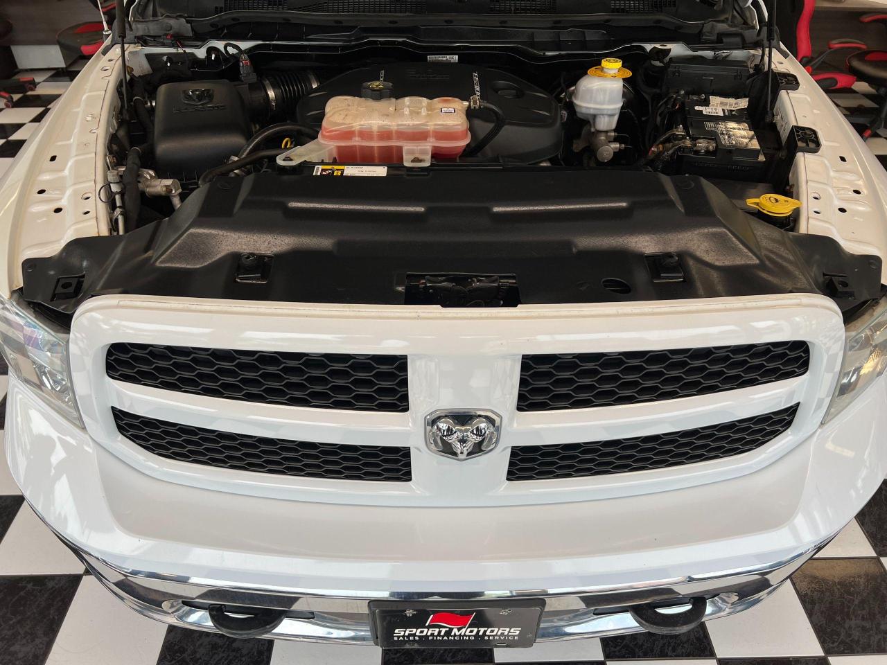 2015 RAM 1500 Outdoorsman 3.0L Diesel 4x4 CREW+Camera+A/C Photo83