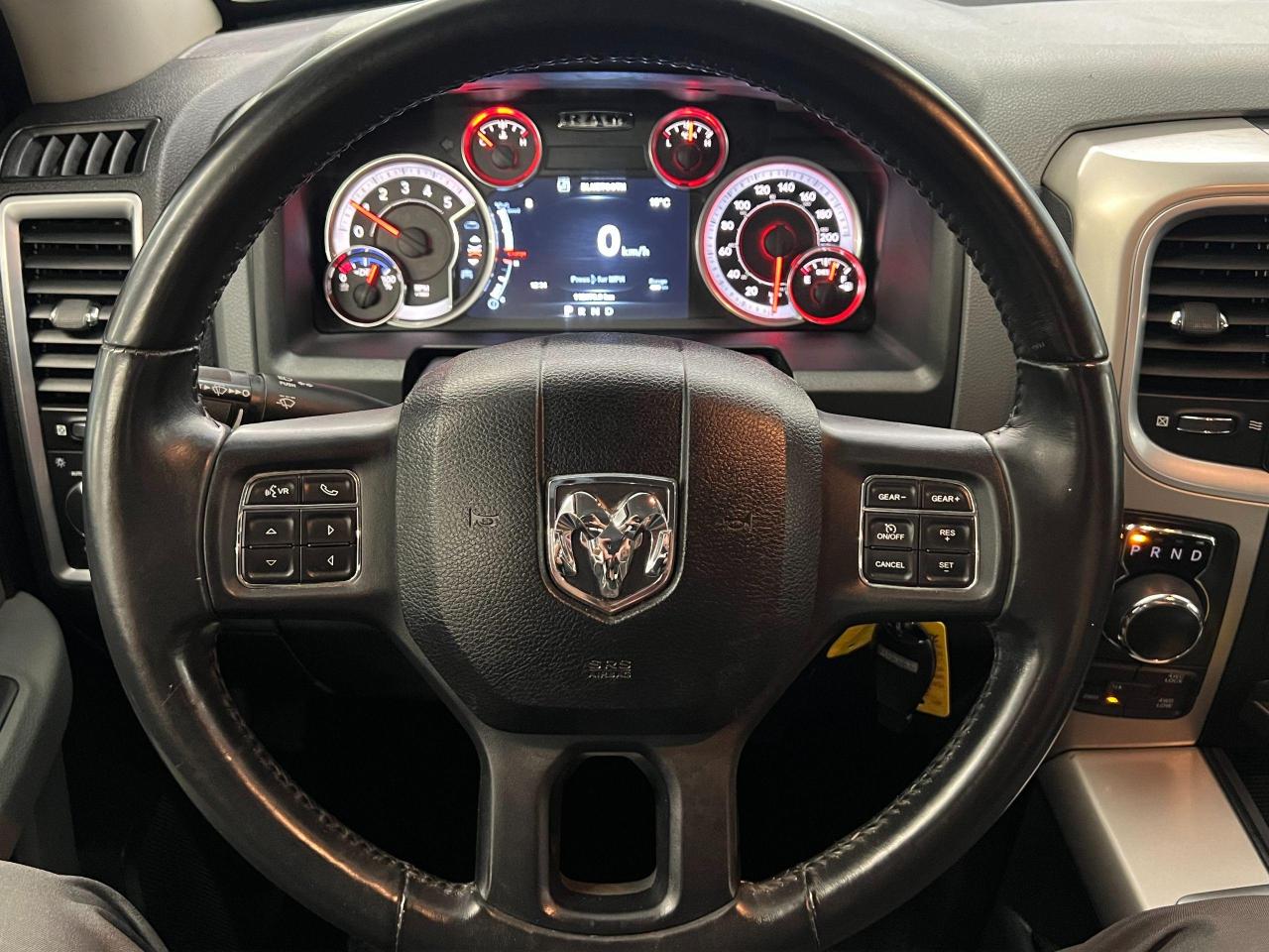 2015 RAM 1500 Outdoorsman 3.0L Diesel 4x4 CREW+Camera+A/C - Photo #9