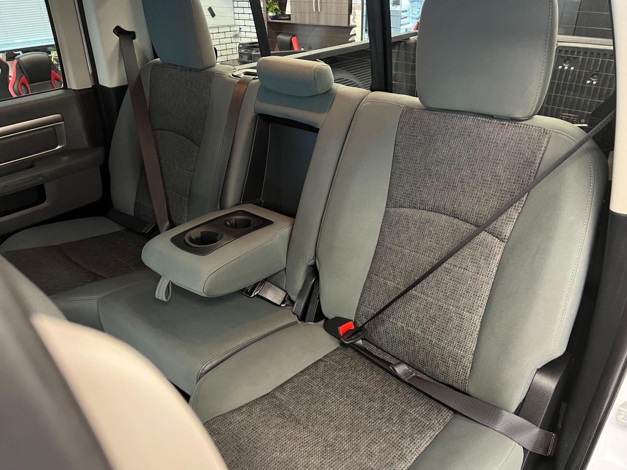 2015 RAM 1500 Outdoorsman 3.0L Diesel 4x4 CREW+Camera+A/C Photo101