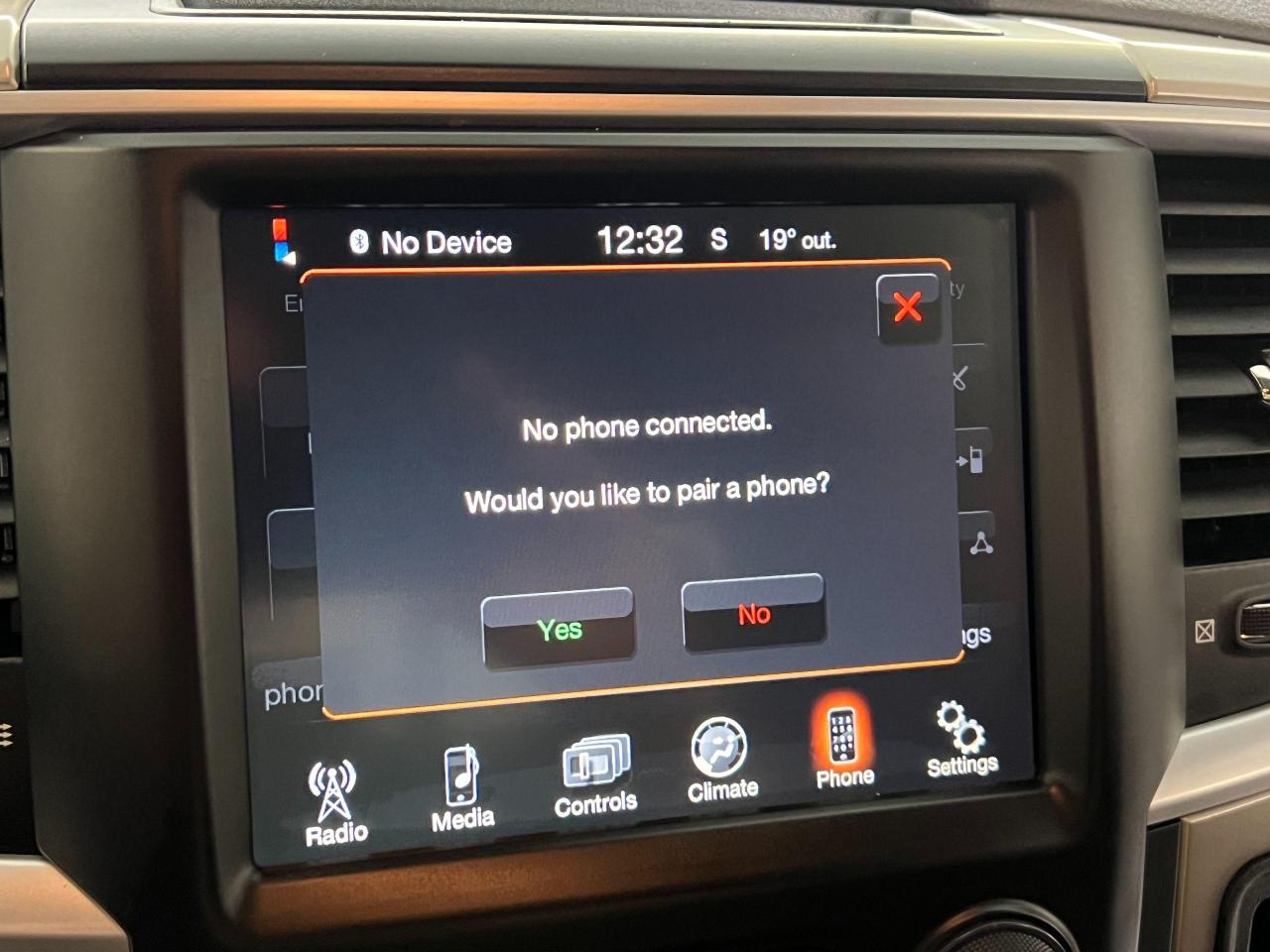 2015 RAM 1500 Outdoorsman 3.0L Diesel 4x4 CREW+Camera+A/C Photo109