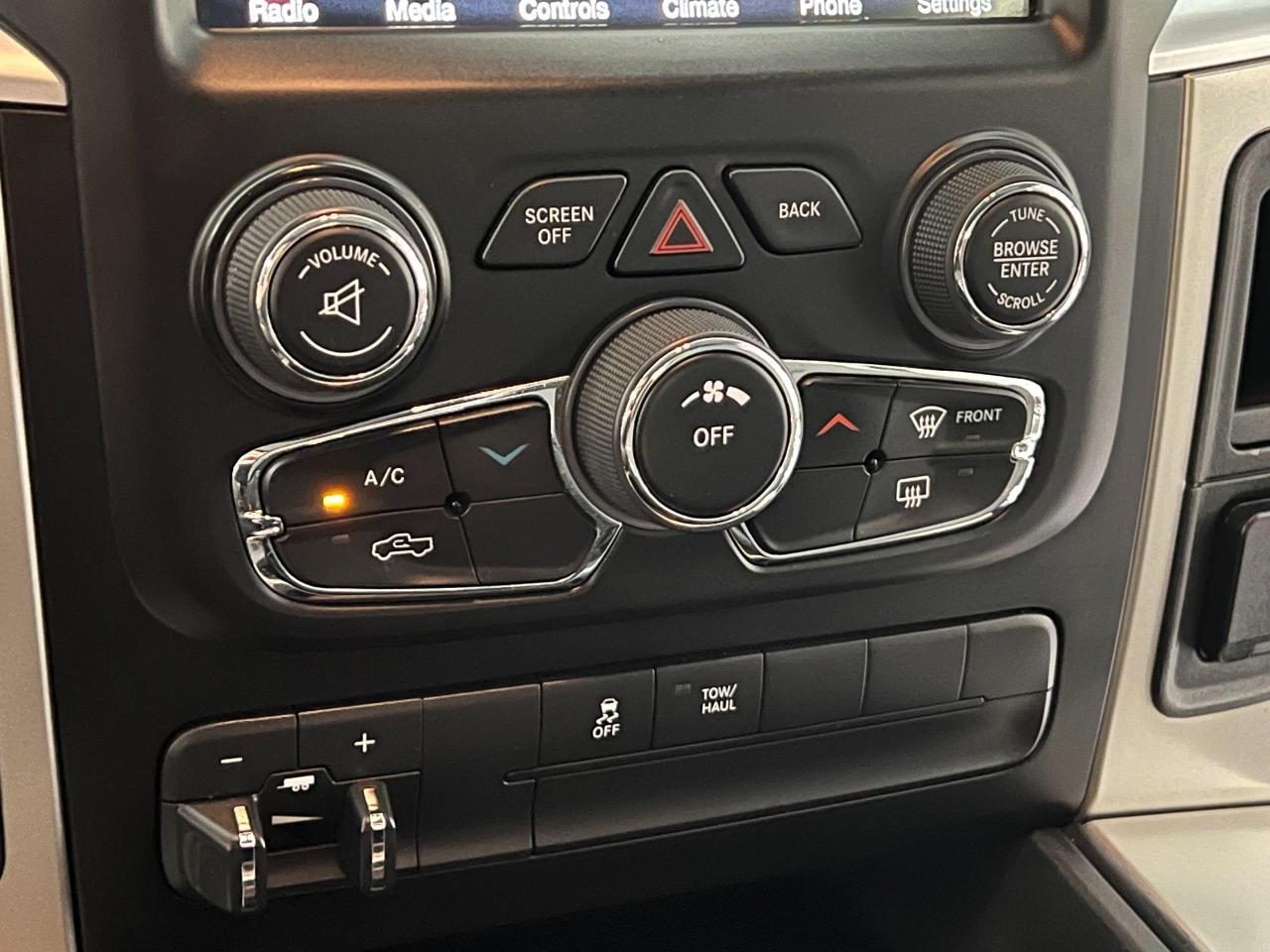 2015 RAM 1500 Outdoorsman 3.0L Diesel 4x4 CREW+Camera+A/C Photo114
