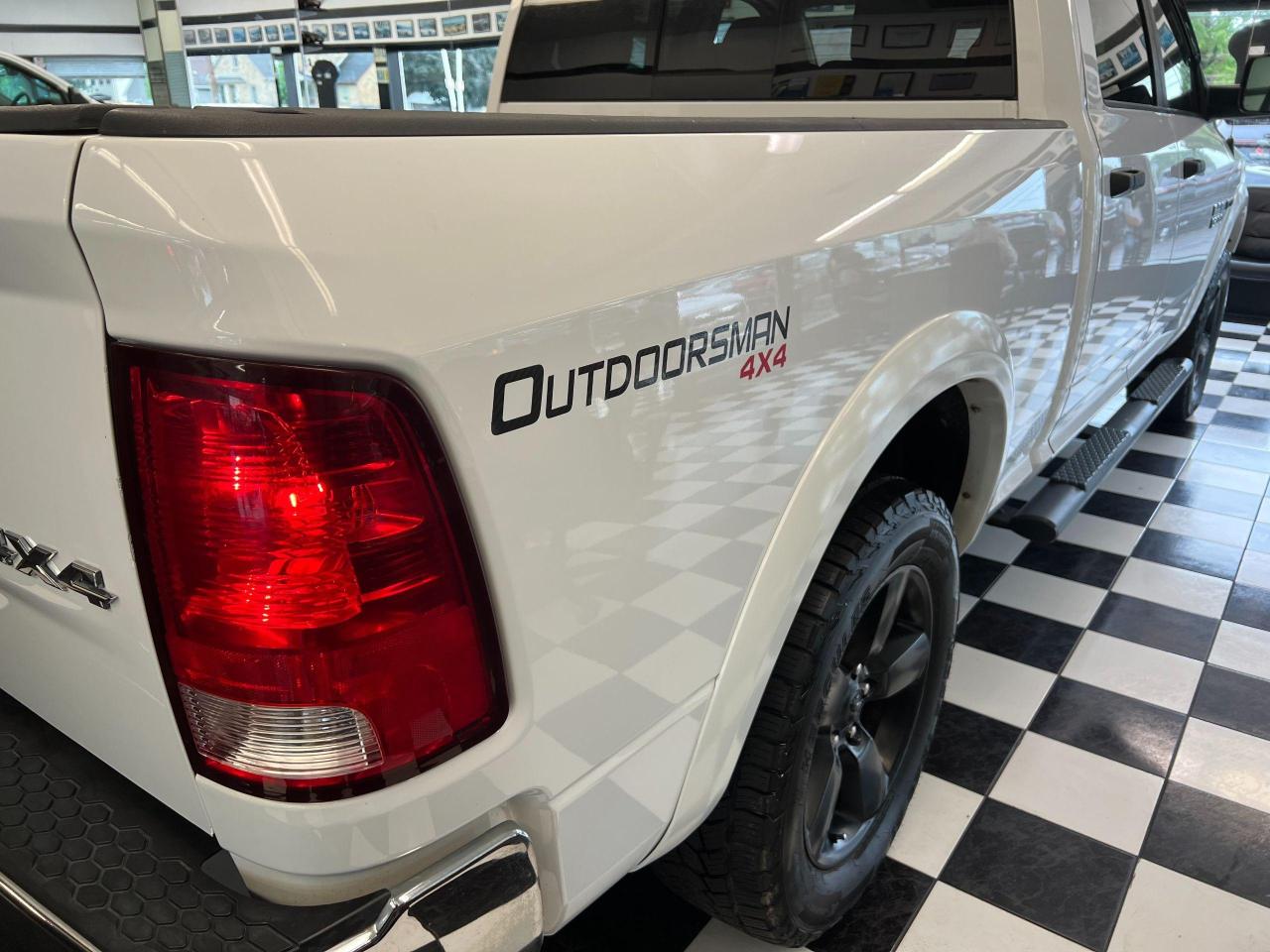 2015 RAM 1500 Outdoorsman 3.0L Diesel 4x4 CREW+Camera+A/C Photo119
