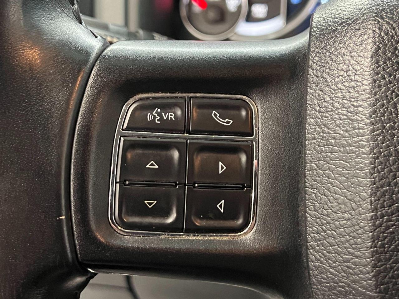 2015 RAM 1500 Outdoorsman 3.0L Diesel 4x4 CREW+Camera+A/C - Photo #48