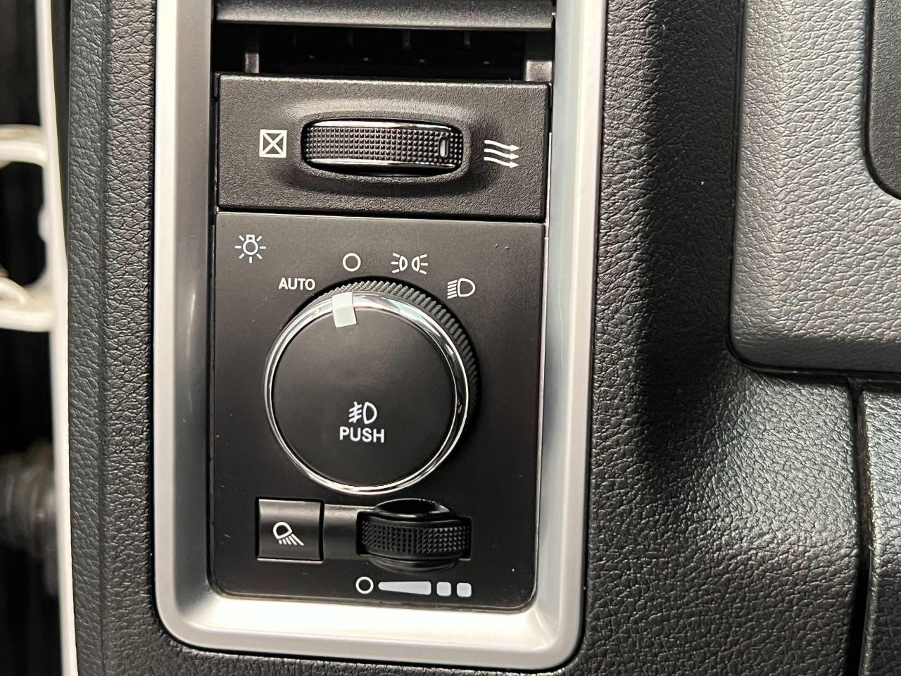 2015 RAM 1500 Outdoorsman 3.0L Diesel 4x4 CREW+Camera+A/C Photo126