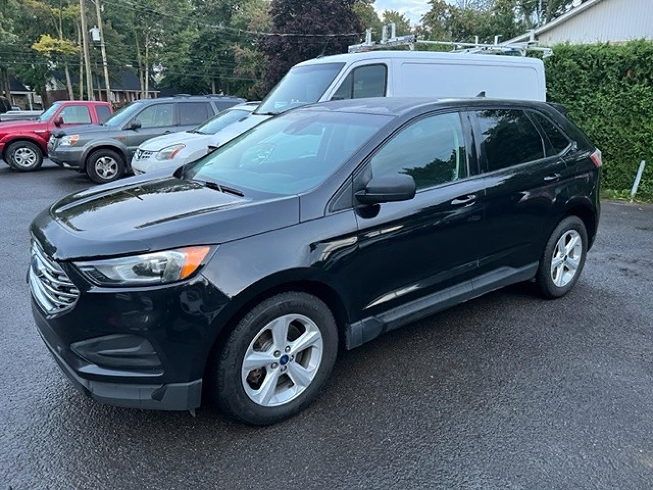 2019 Ford Edge SE AWD - Photo #1