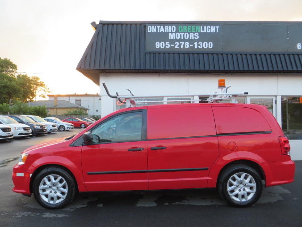 2015 RAM Cargo Van LADDER RACKS,COM SUSPENSION,SHELVES,POWER INVERTER - Photo #1