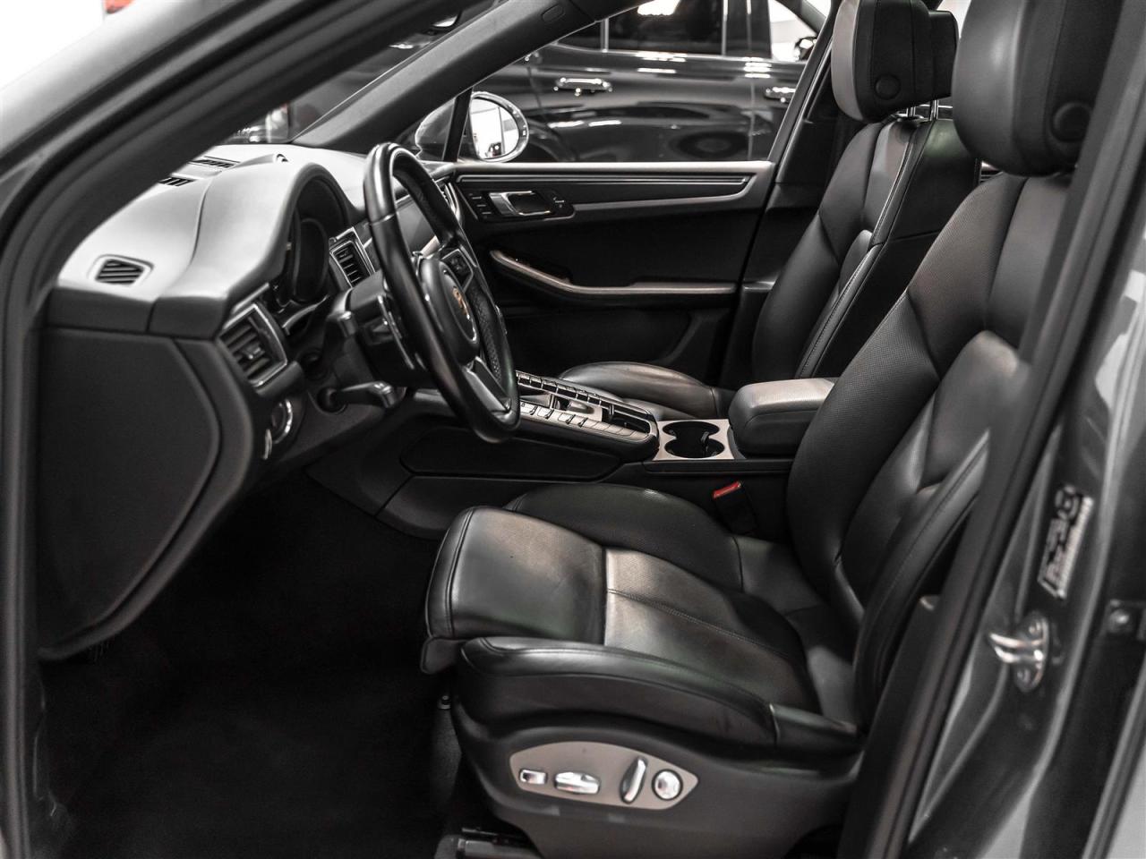 2018 Porsche Macan PREMIUM PLUS|BLINDSPOT|LANE DEPART|BOSE|PANO|LOADED Photo