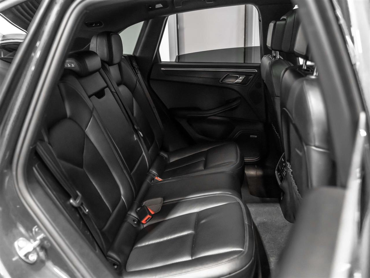 2018 Porsche Macan PREMIUM PLUS|BLINDSPOT|LANE DEPART|BOSE|PANO|LOADED Photo