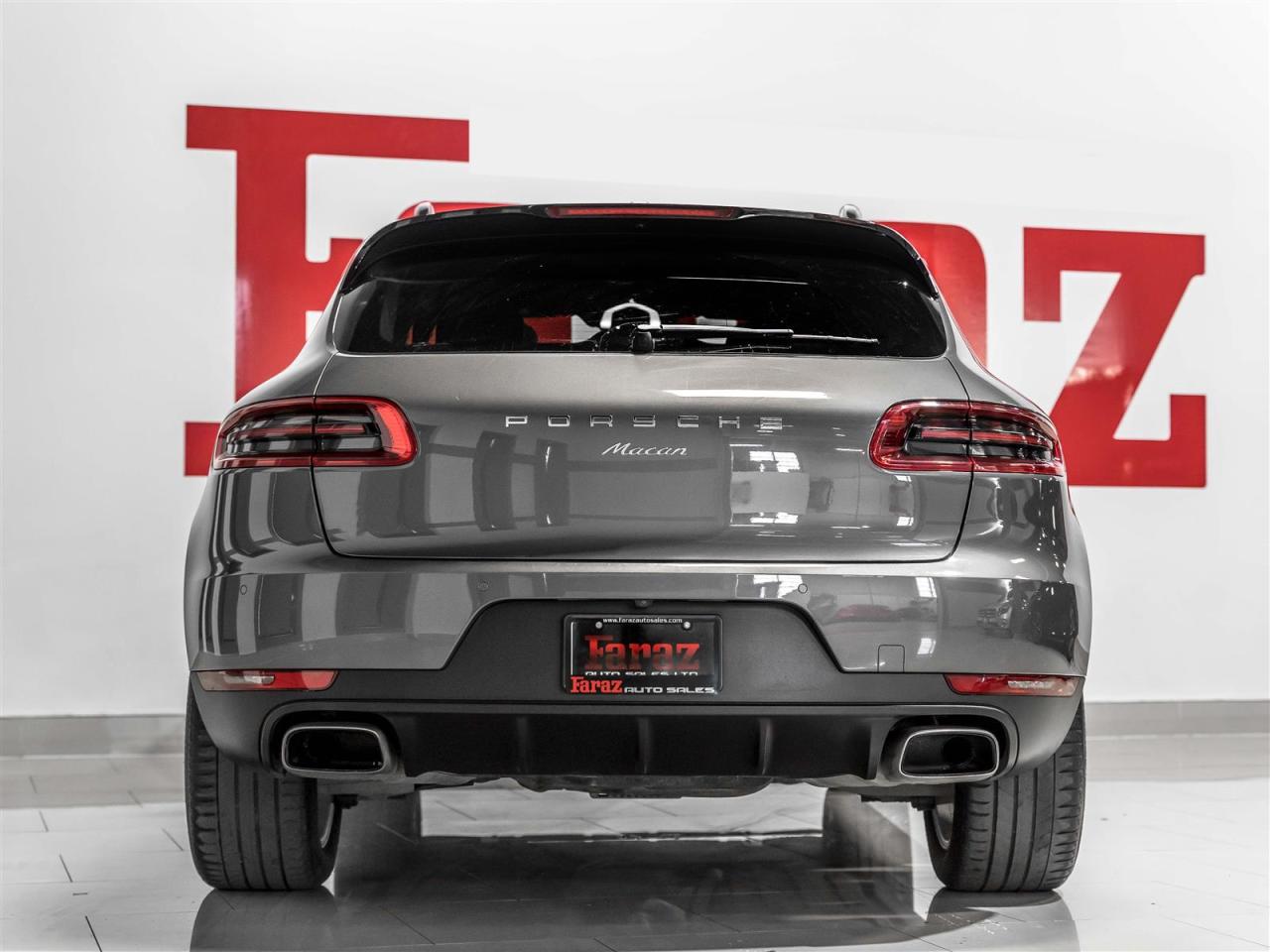 2018 Porsche Macan PREMIUM PLUS|BLINDSPOT|LANE DEPART|BOSE|PANO|LOADED Photo