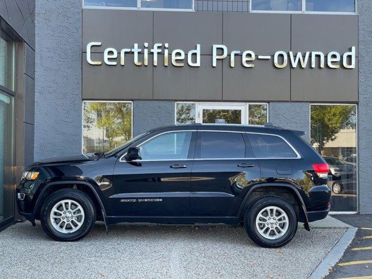 Used 2018 Jeep Grand Cherokee LAREDO w/ V6 / 4X4 / PARKING SENSORS for sale in Calgary, AB