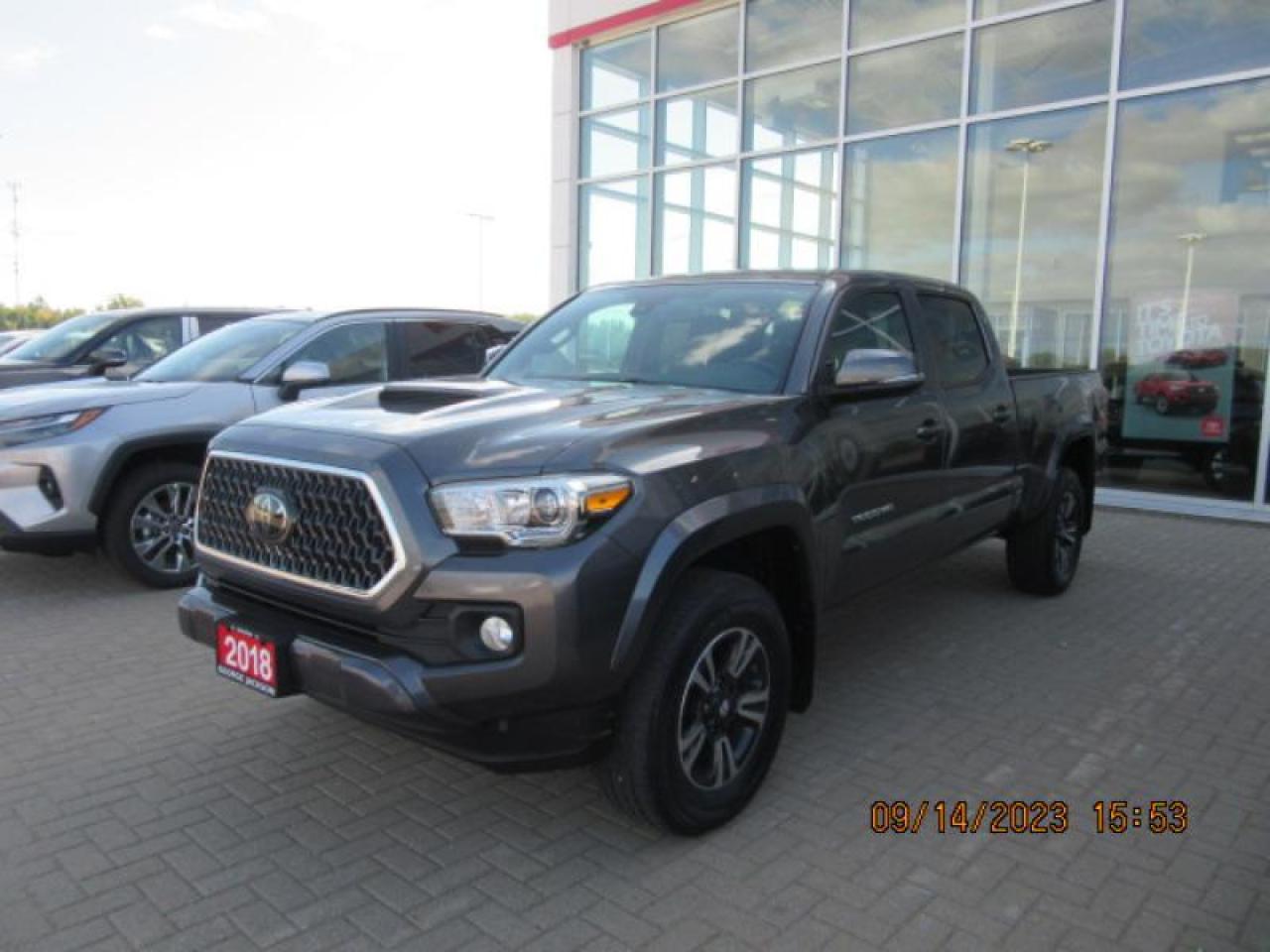 Used 2018 Toyota Tacoma SR5 for sale in Renfrew, ON