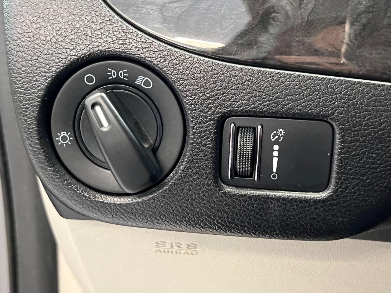 2016 Dodge Grand Caravan SXT Stow & Go+DVD+Camera+Bluetooth+CLEAN CARFAX - Photo #45
