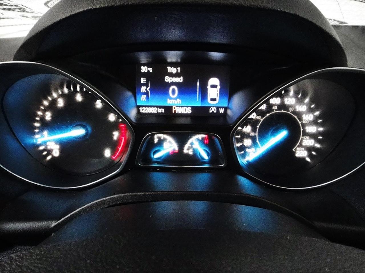 2017 Ford Escape 4WD NO ACCIDENT,BACK CAM - Photo #25