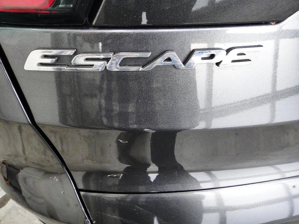 2017 Ford Escape 4WD NO ACCIDENT,BACK CAM - Photo #8