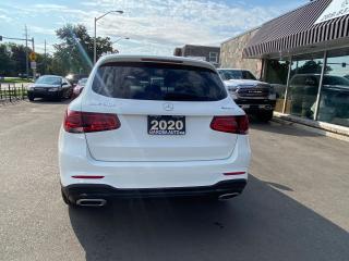 2020 Mercedes-Benz GLC 300 AMG SPORT PKG PREMIUM NIGHT PKG 4MATIC NO ACCIDENT - Photo #6