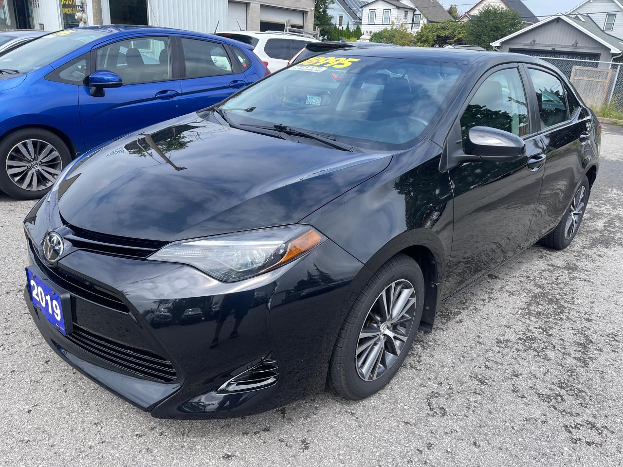 2019 Toyota Corolla LE, Alloys, Sunroof, Lane Keep Assist,Adapt.Cruise - Photo #3