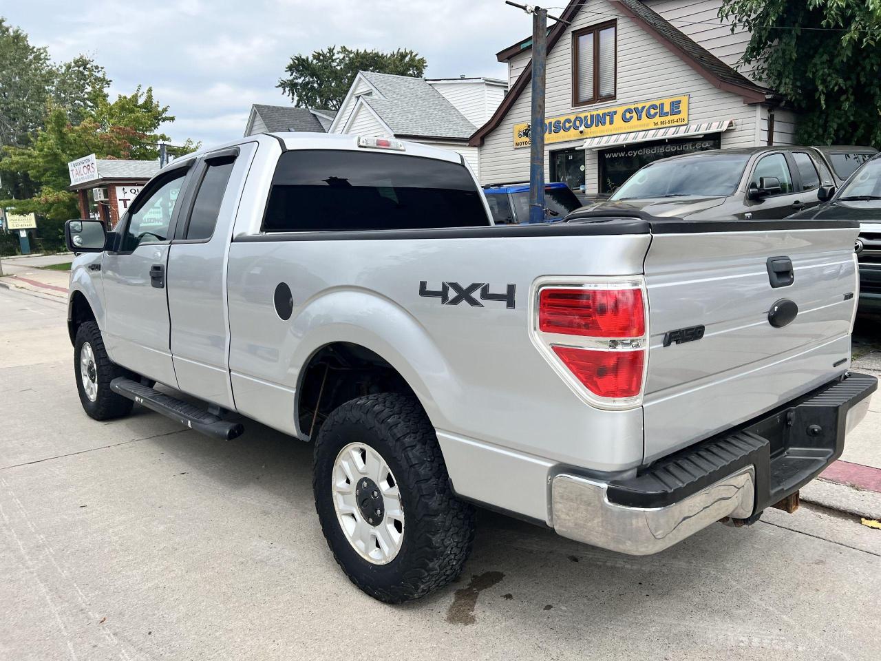 2011 Ford F-150 4WD SUPERCAB 145" XLT - Photo #13