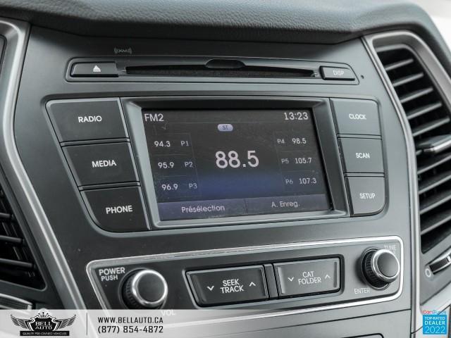 2017 Hyundai Santa Fe XL 7Pass, BackUpCam, WoodTrim, HeatedSeats, Bluetooth Photo16