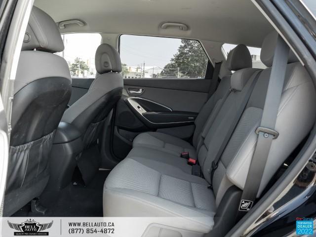 2017 Hyundai Santa Fe XL 7Pass, BackUpCam, WoodTrim, HeatedSeats, Bluetooth Photo19