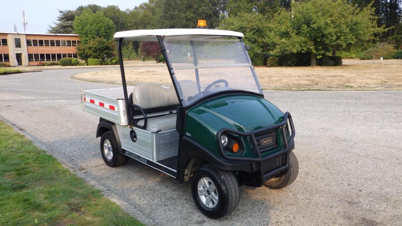 Used 2015 Club Car Carryall 500 Gas Engine Dump Box for sale in Burnaby, BC