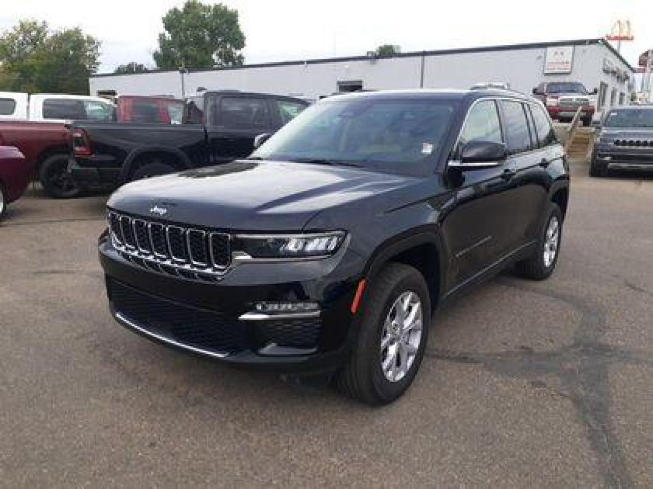 Used 2022 Jeep Grand Cherokee ADAPTIVE CRUISE, PWR GATE COMPANY CAR, DEMO #293 for sale in Medicine Hat, AB