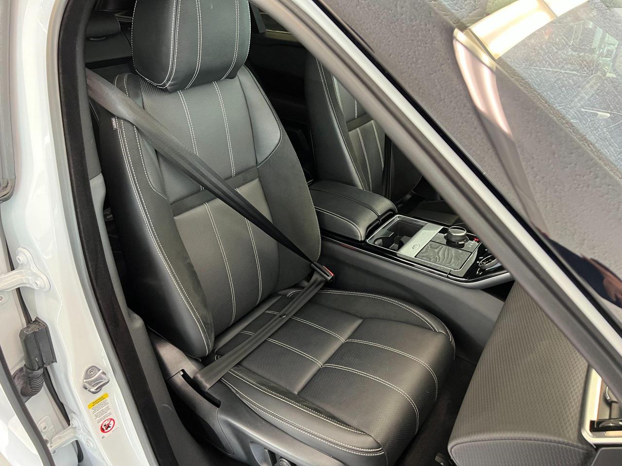 2020 Land Rover Range Rover Velar P300 R Dynamic S AWD+Adaptive Cruise+CLEAN CARFAX - Photo #24