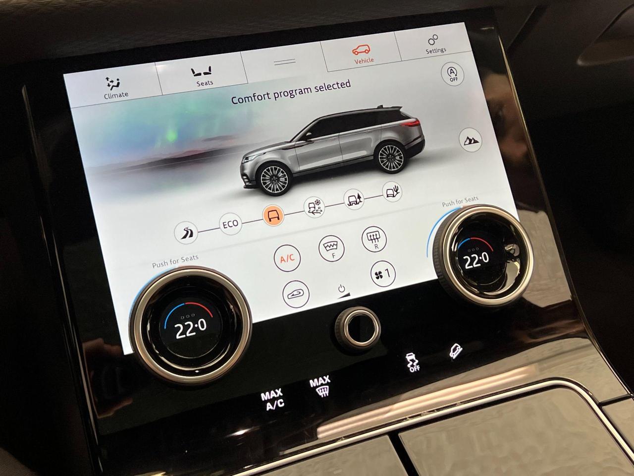 2020 Land Rover Range Rover Velar P300 R Dynamic S AWD+Adaptive Cruise+CLEAN CARFAX - Photo #39