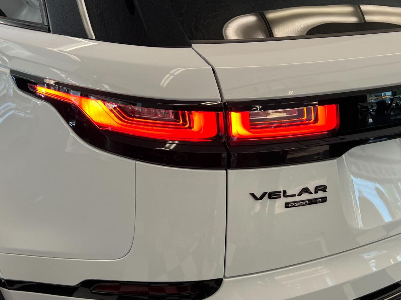 2020 Land Rover Range Rover Velar P300 R Dynamic S AWD+Adaptive Cruise+CLEAN CARFAX - Photo #70