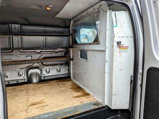 2014 Ford Econoline E-250 Cargo/Service Van - Photo #17