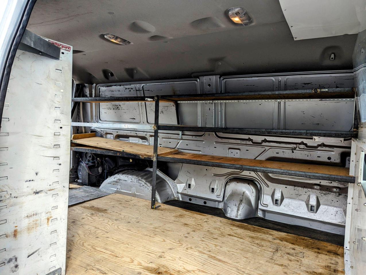2014 Ford Econoline E-250 Cargo/Service Van - Photo #18