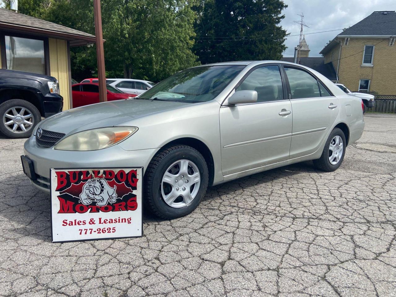 2003 Toyota Camry LE - Photo #1