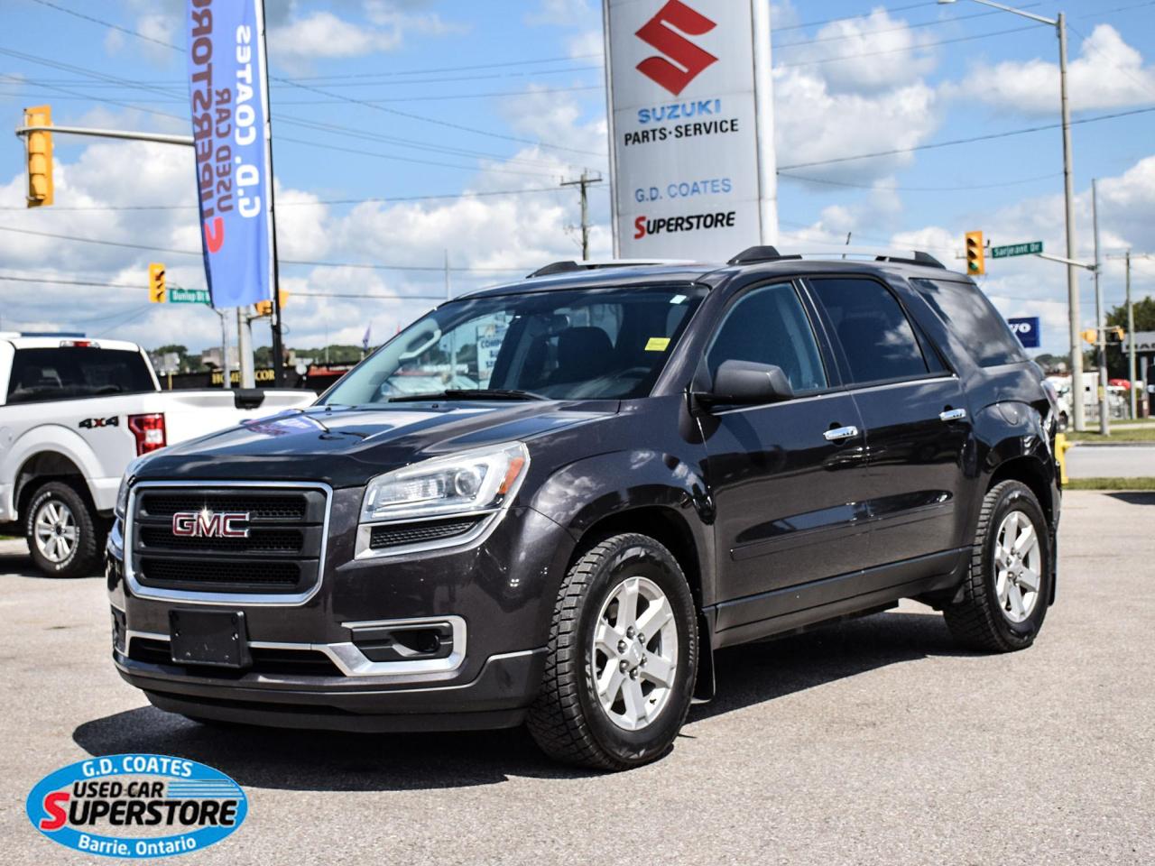 Used 2013 GMC Acadia SLE AWD for sale in Barrie, ON