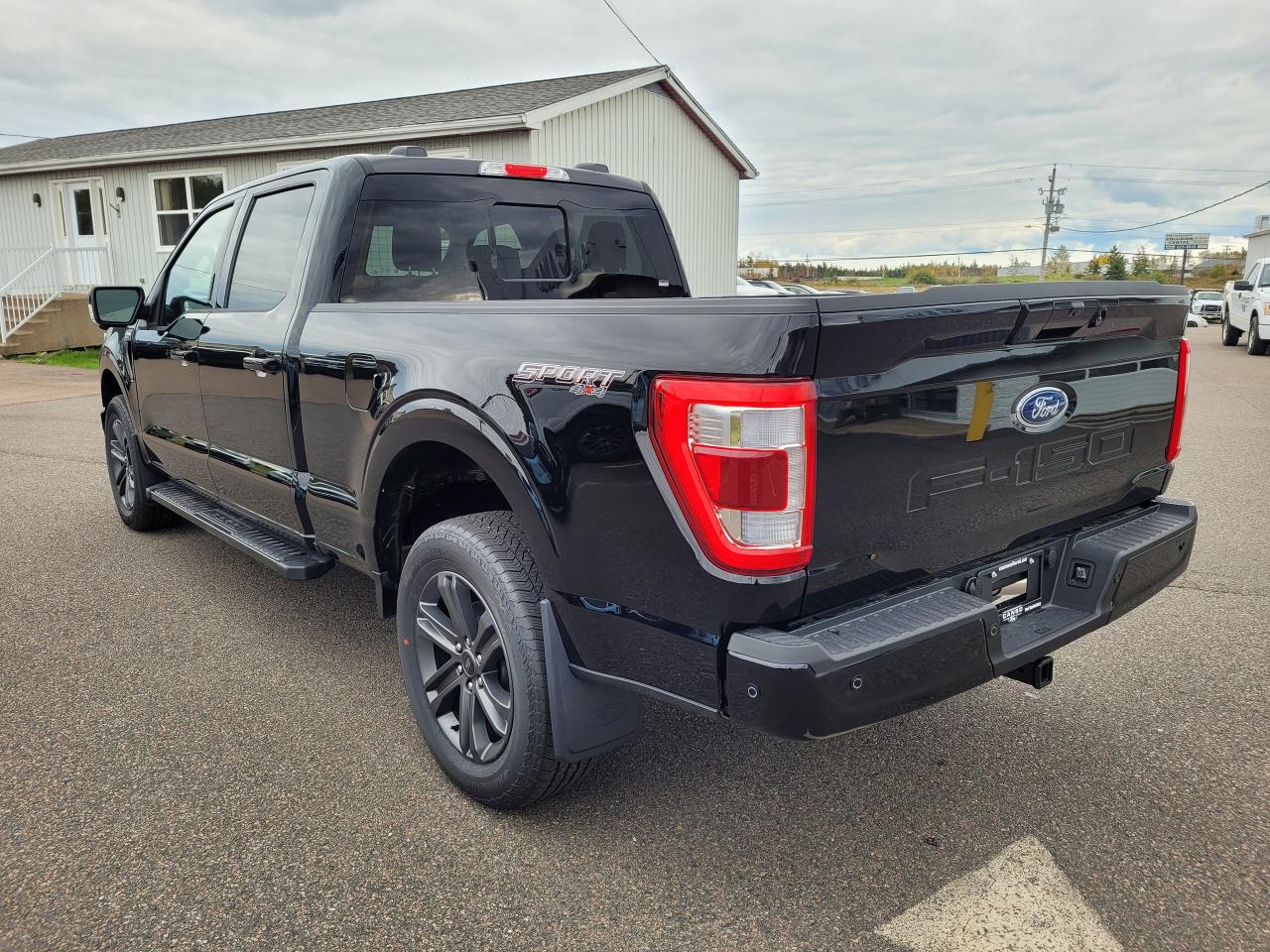 2023 Ford F-150 LARIAT 4WD SUPERCREW 6.5' BOX Photo5