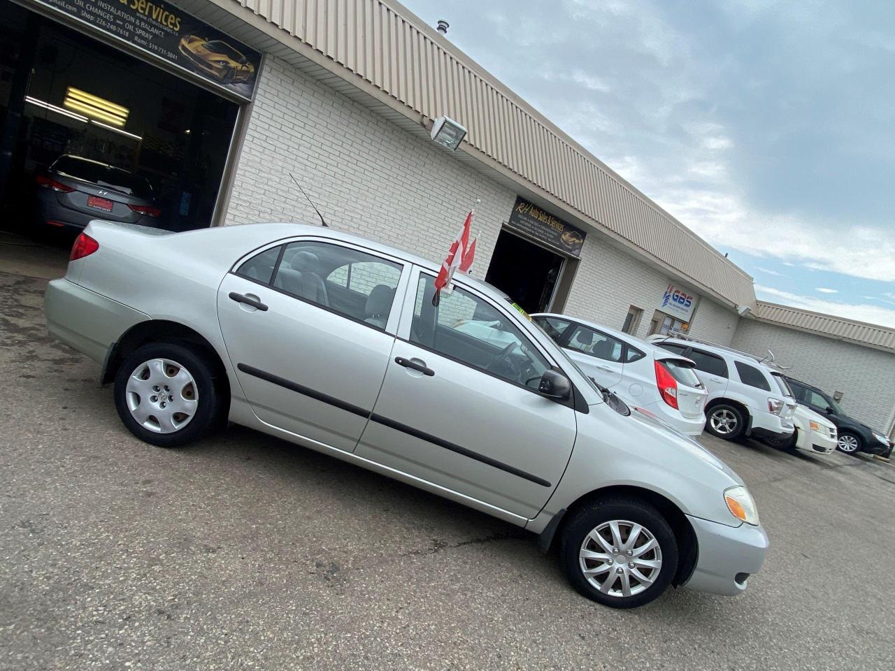 2003 Toyota Corolla CE - Photo #4