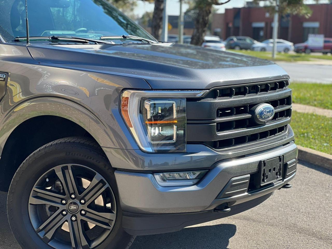 2021 Ford F-150 Lariat Photo2