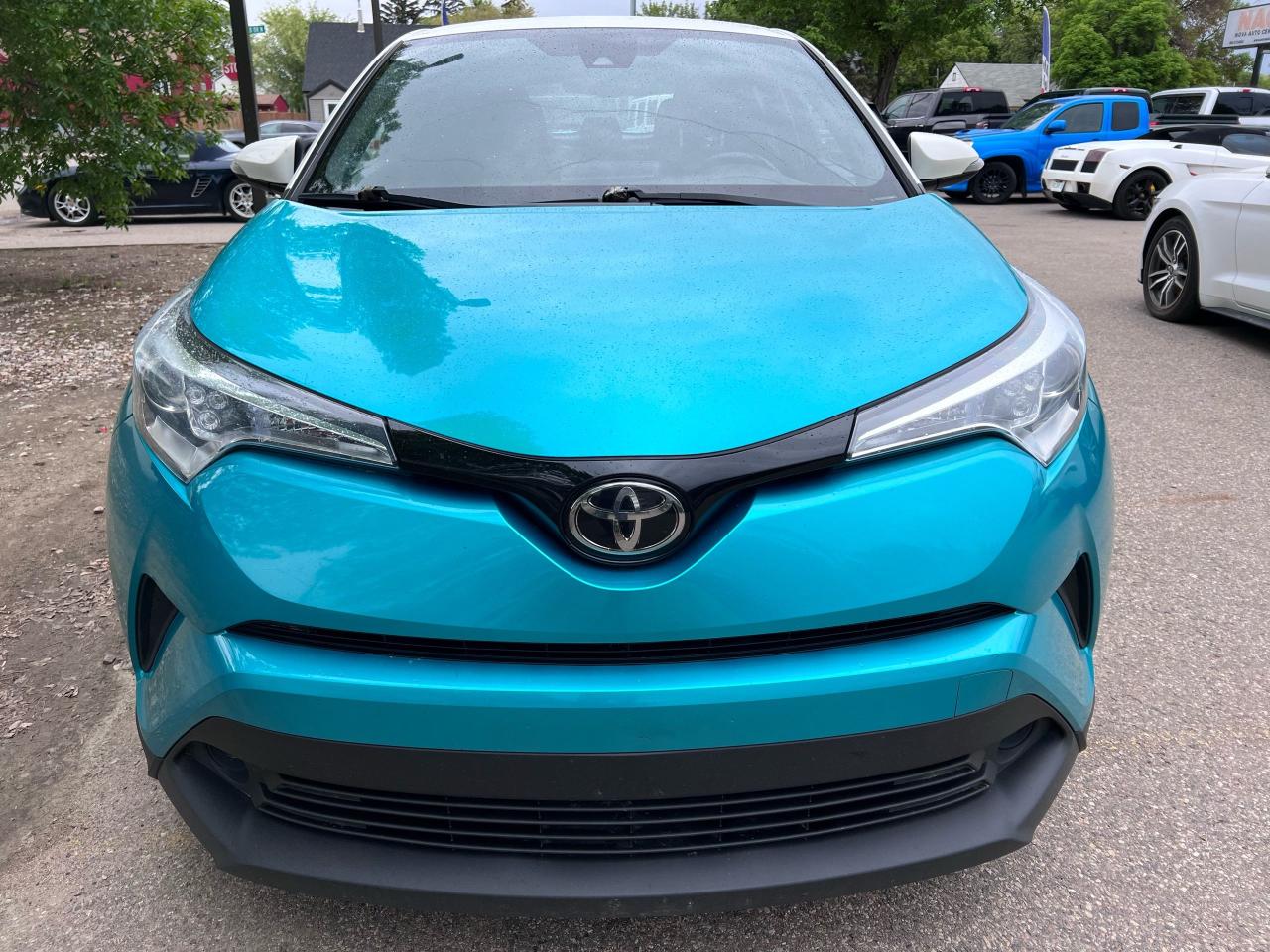 2018 Toyota C-HR XLE - Photo #8