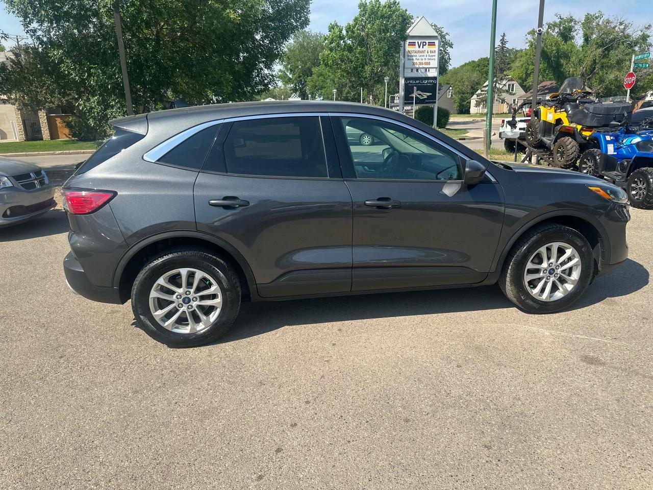 2020 Ford Escape SE - Photo #1