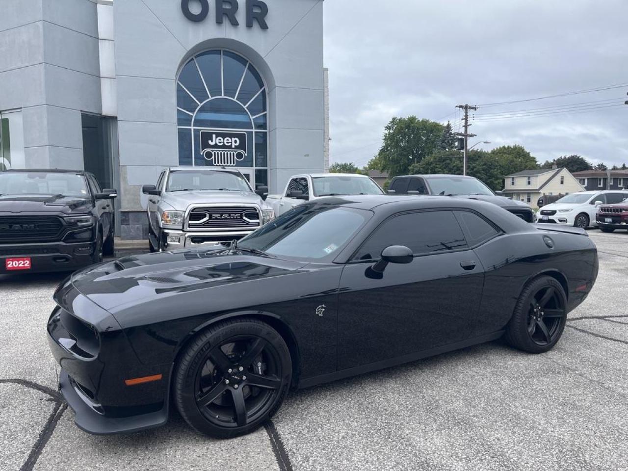 Used 2018 Dodge Challenger SRT Hellcat for sale in Sarnia, ON