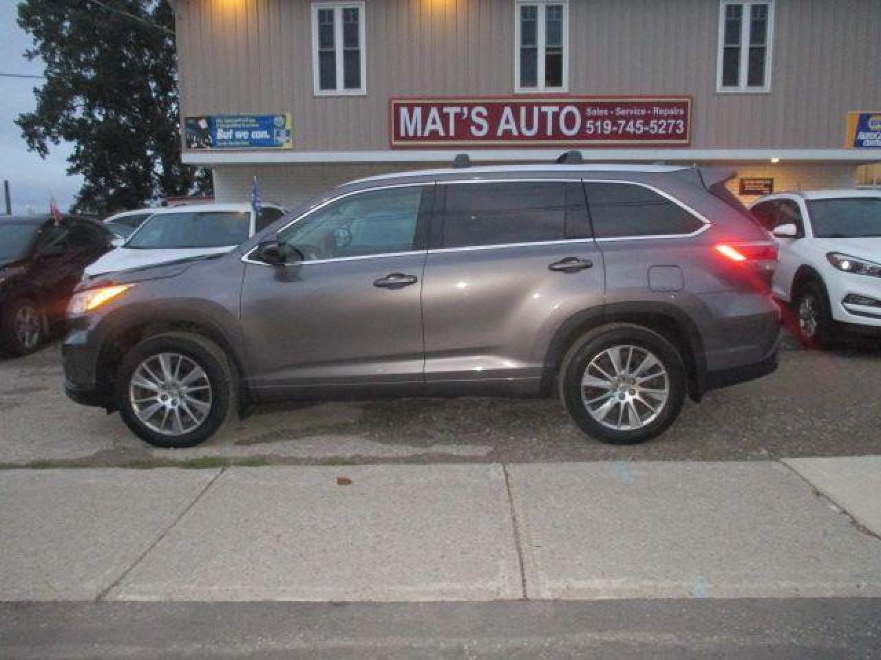 2014 Toyota Highlander 