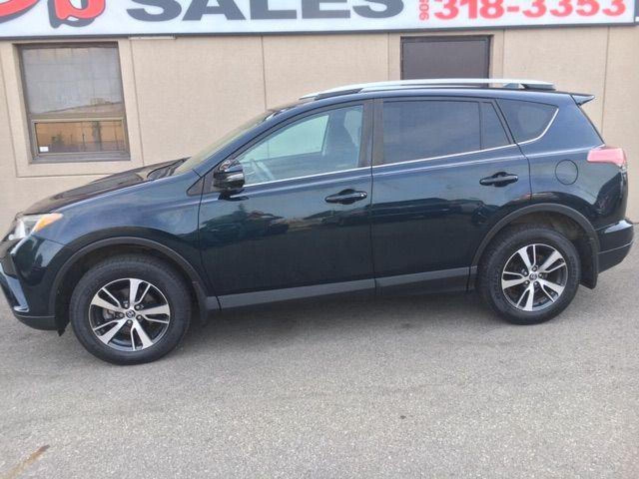 2017 Toyota RAV4 XLE,AWD,ONLY 36000KM,ACCIDENT FREE - Photo #1