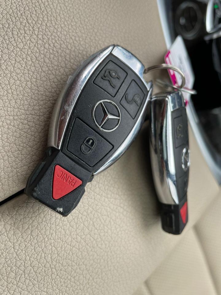 2018 Mercedes-Benz GL-Class GLC 300 4MATIC NO ACCIDENT NAVIGATION PANORAMIC - Photo #23