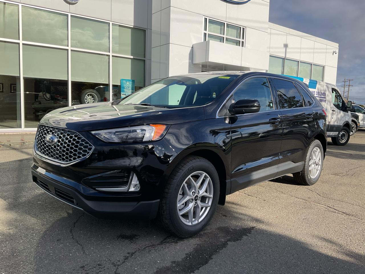 Image - 2024 Ford Edge SEL