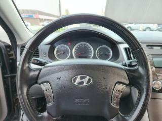 2009 Hyundai Sonata  - Photo #16