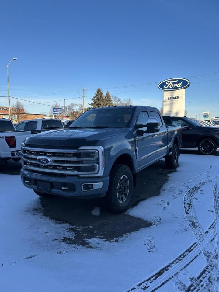 Used 2023 Ford F-350 Super Duty SRW Platinum cabine 6 places 4RM caisse de 6,75 pi for sale in Sturgeon Falls, ON