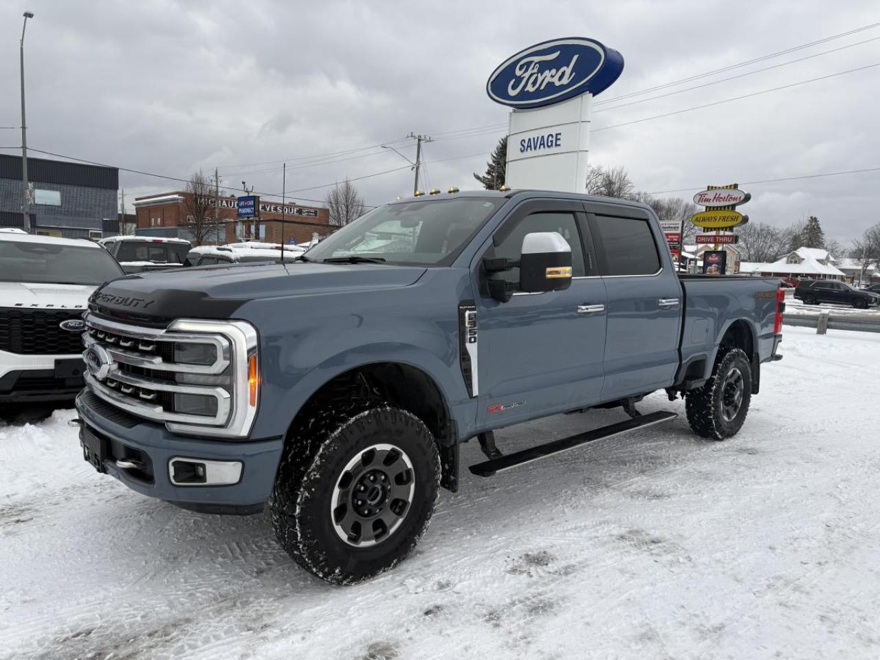 Used 2023 Ford F-350 Super Duty SRW Platinum cabine 6 places 4RM caisse de 6,75 pi for sale in Sturgeon Falls, ON