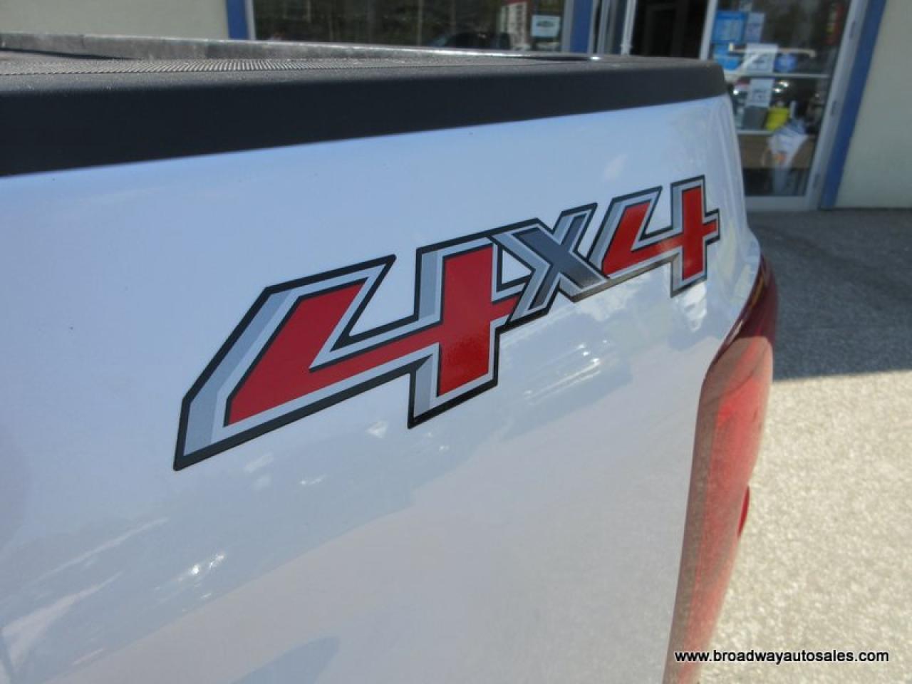 2016 Chevrolet Silverado 1500 LOADED HIGH-COUNTRY-EDITION 5 PASSENGER 5.3L - V8.. 4X4.. CREW-CAB.. SHORTY.. NAVIGATION.. LEATHER.. HEATED/AC SEATS.. SUNROOF.. BACK-UP CAMERA.. Photo