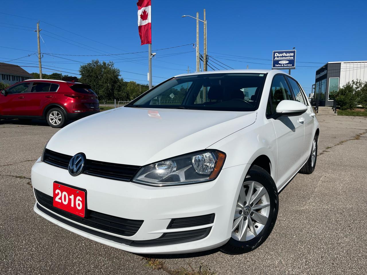 2016 Volkswagen Golf TRENDLINE