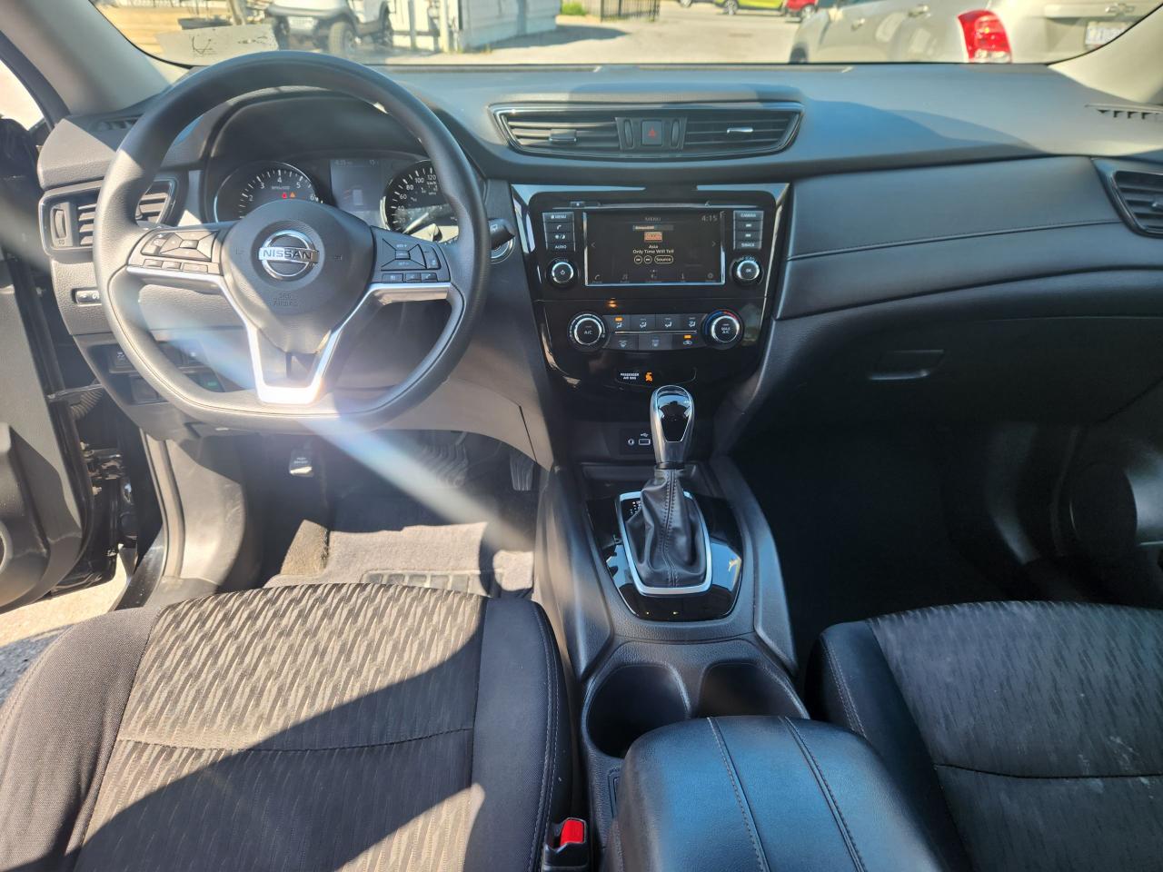 2019 Nissan Rogue SV - Photo #10