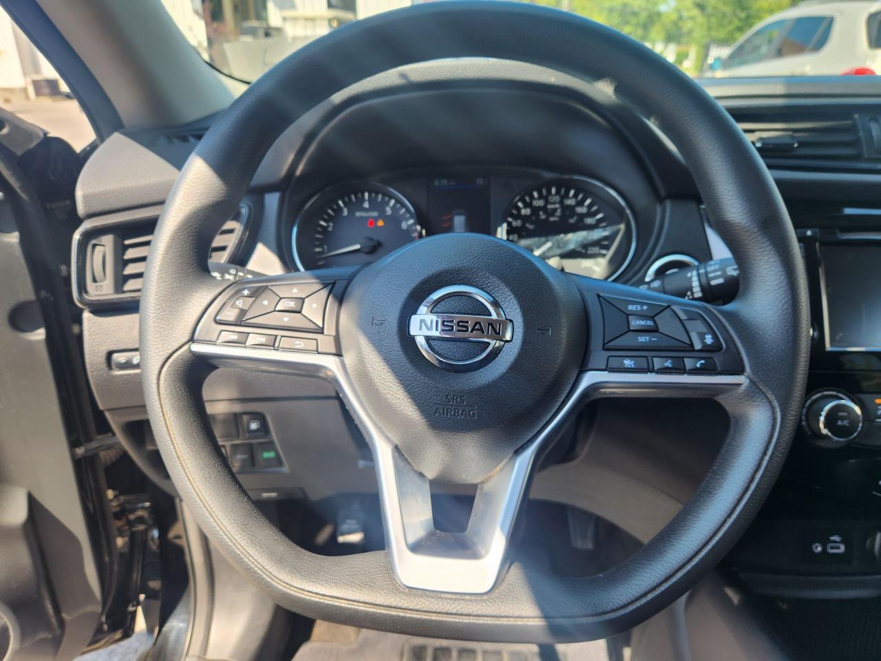 2019 Nissan Rogue SV - Photo #11