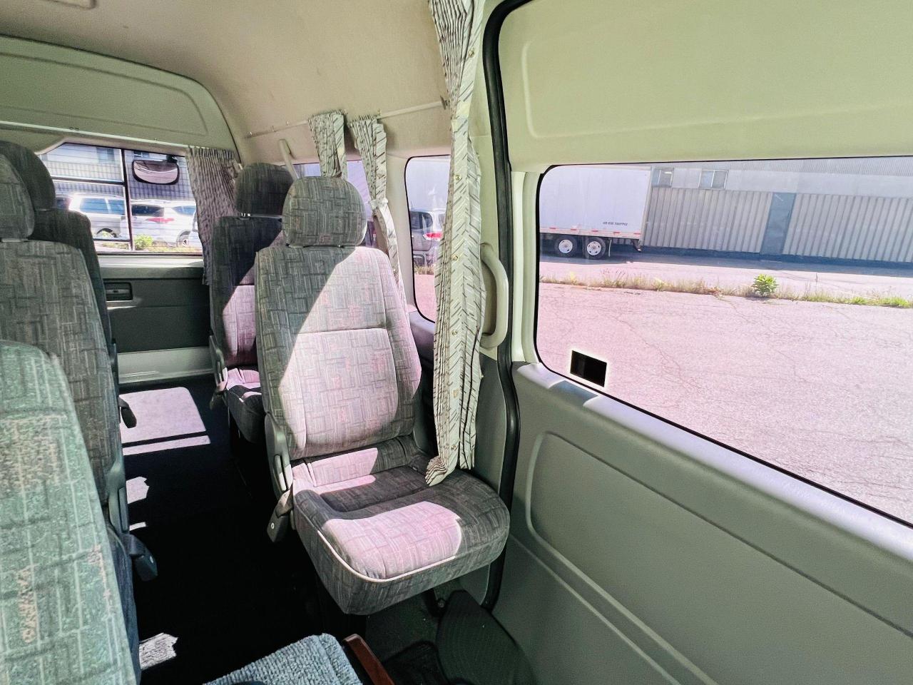 2007 Toyota Hiace GRAND CABIN 4WD - JAPAN IMPORT|RHD|10 PASSEN - Photo #18